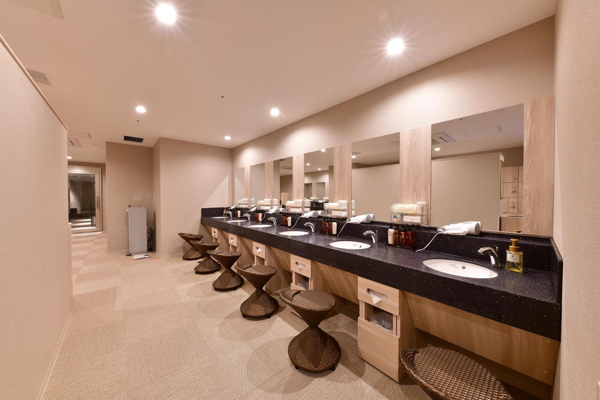 Vessel Hotel Campana Nagoya Buitenkant foto
